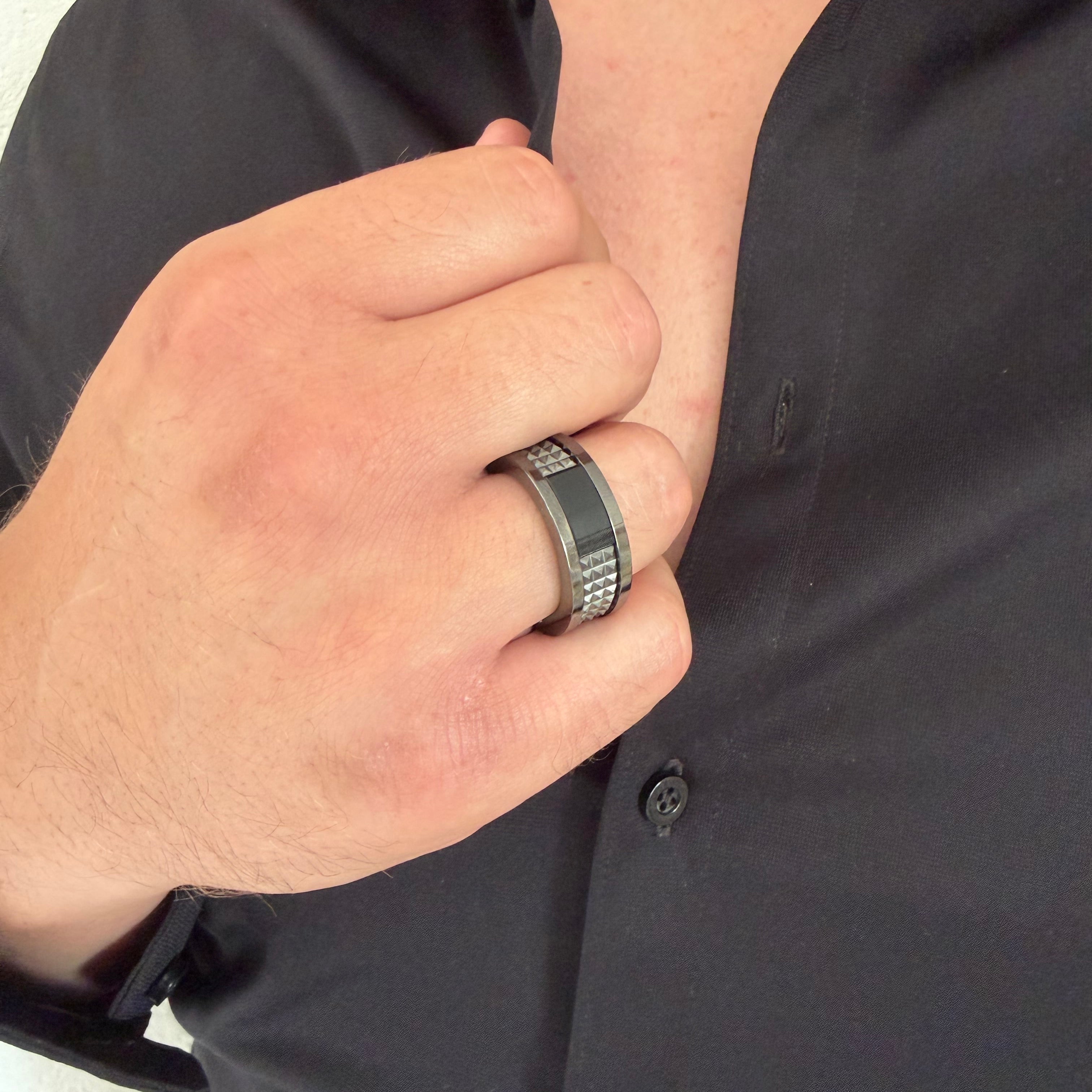 Bague BRYAN – Bague en acier inoxydable noir et argenté