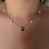 Collier SOLÈNE – Médaille à graver et perles en acier inoxydable