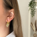 Boucles d’oreilles JADE – Créoles pendantes dorées avec strass et zirconium