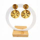 Boucles d’oreilles MAILYS – Disque plissé doré en acier inoxydable
